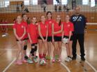 Odbojkaka Ekipa kole 2014./2015. - EMA KRANJEC, MELANI KANIAJ, VIKTORIJA SRPAK, BRUNA VASER, EMA OTARI, ISABELA KOVAI, MIA JANKOVI.
Voditelj: Marinko Horvat, Prof.